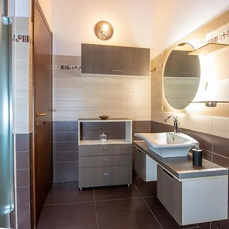 Ninfa Luxe Villa *